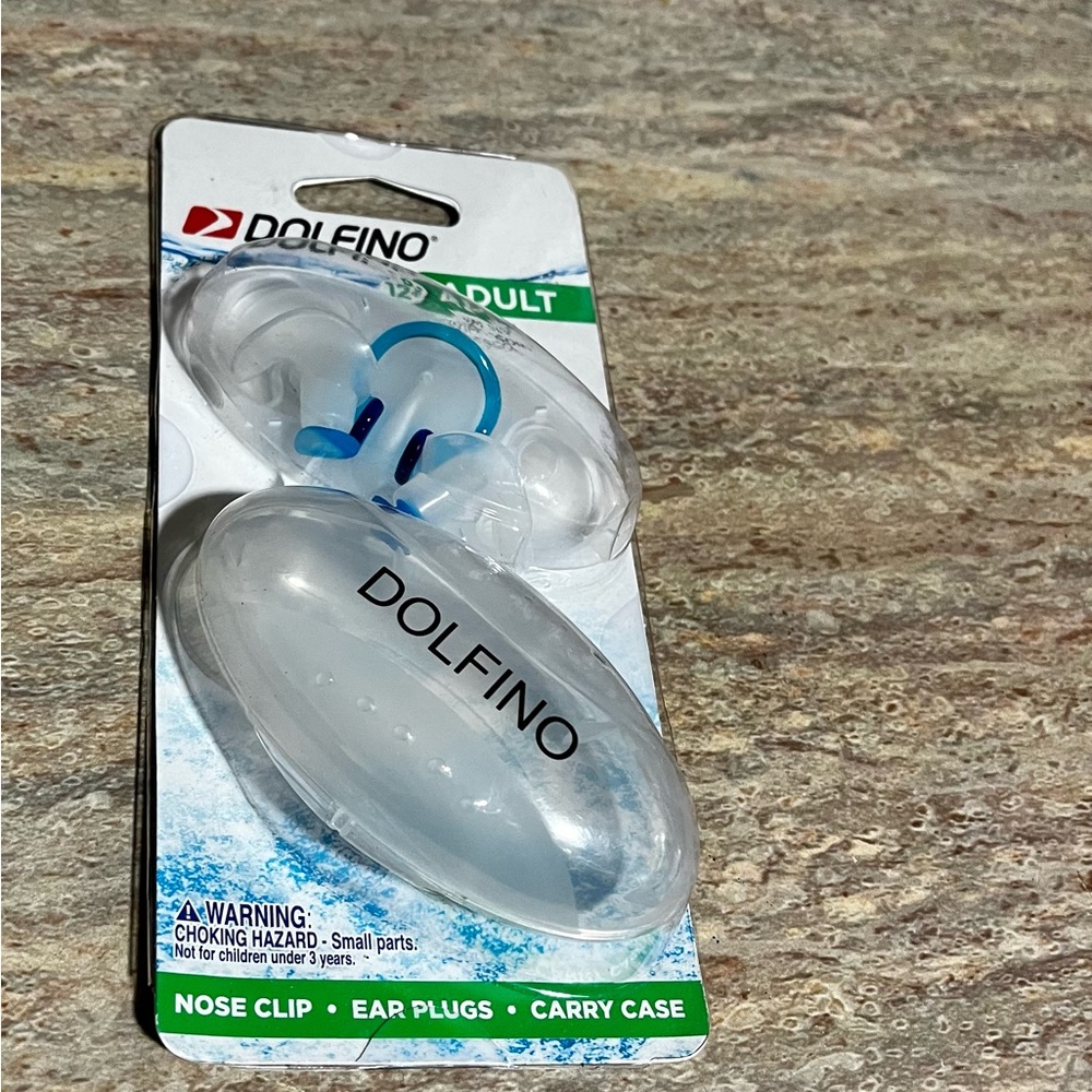 New Dolfino adult swim accessories nose clip & ear plugs
